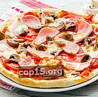 Pizza met champignons en ham: eenvoudige recepten